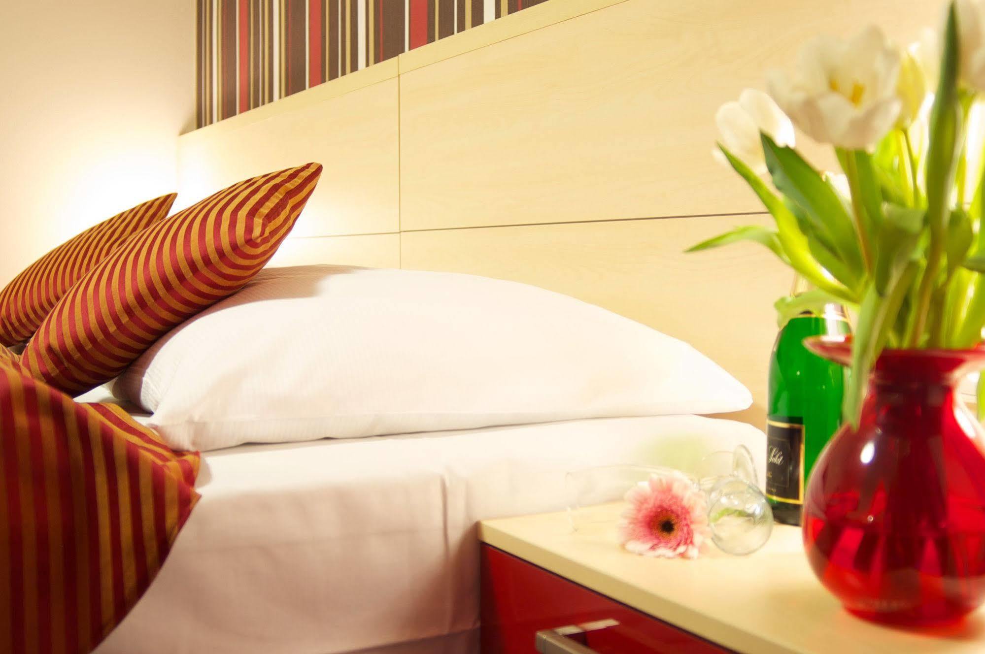 Hotel Albellus برنو المظهر الخارجي الصورة