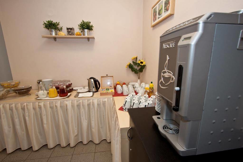 Hotel Albellus برنو المظهر الخارجي الصورة